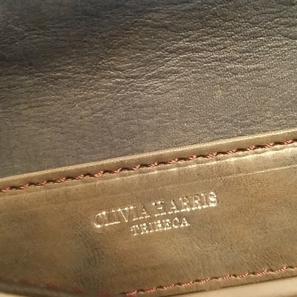 Olivia Harris Clutch/ IPad case carrier - Picture 4 of 6